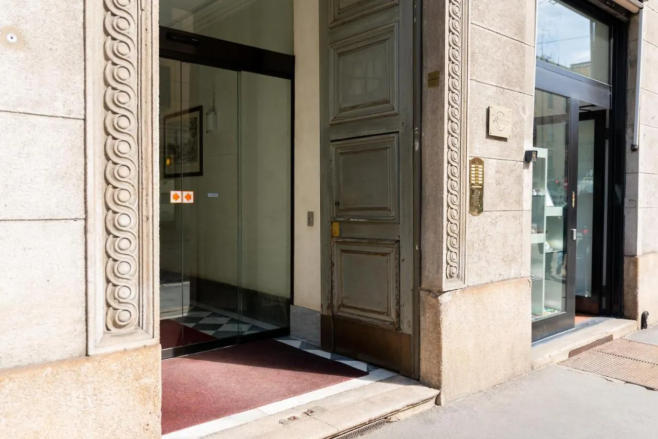 5 Min Duomo Luxury Home In Brera Design District 밀라노 아파트