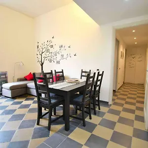 Le Rondini A Holiday home Rome
