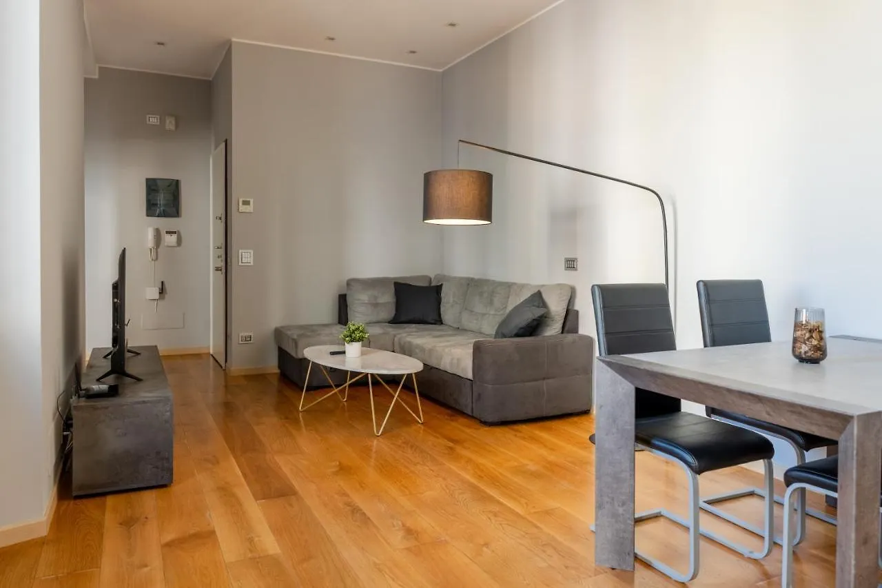 Appartamento 5 Min Duomo Luxury Home In Brera Design District Milano